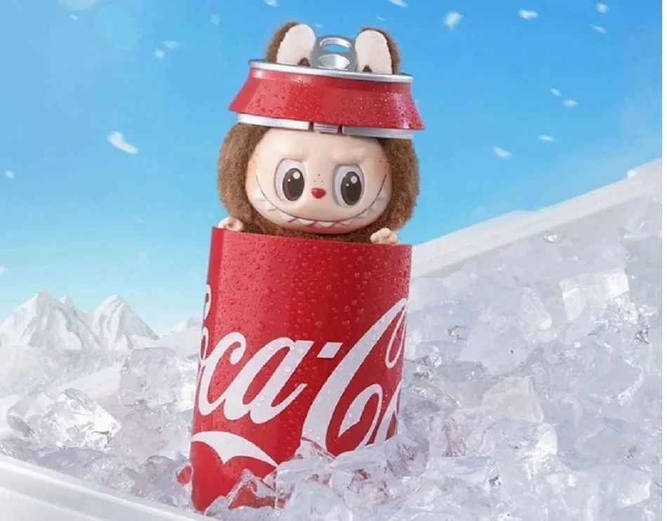 Caja Sorpresa Labubu Vinyl Face Coca-cola Series - 1pza